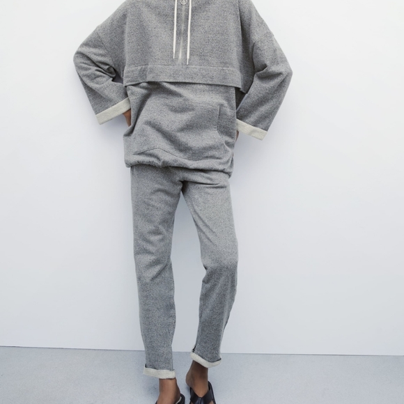 Zara highwaisted soft trousers with turn up hems - Picture 3 of 8